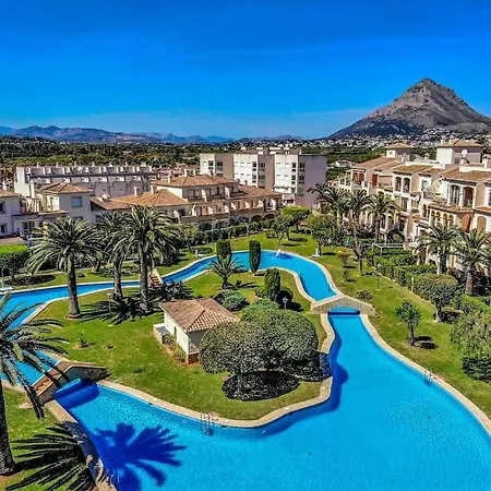 La Isla Casa Barnaby *